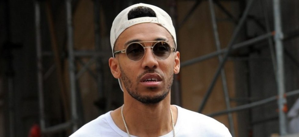 Aubameyang et les Gabonais ont passé la nuit à l&rsquo;aéroport en Gambie