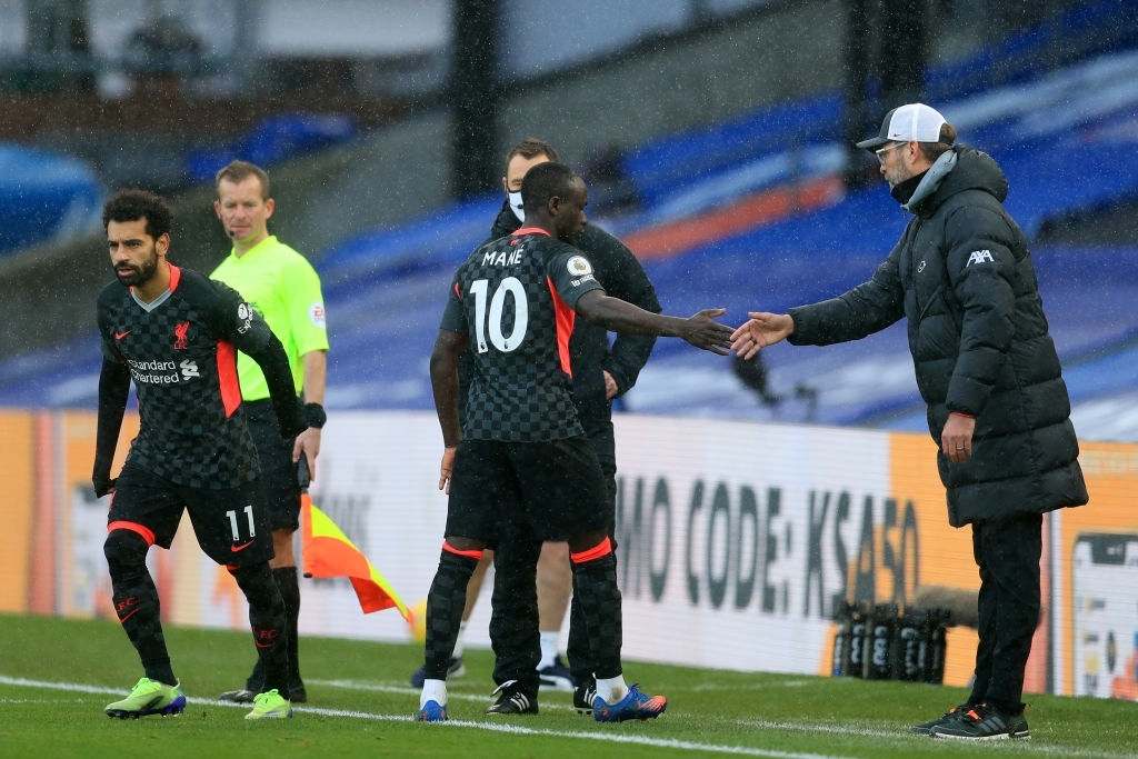 Remplacé à la 57e par Mohamed Salah, Sadio Mané très en colère (photos) 27 Epmt33wXUAIvPKJ - OnzedAfrik
