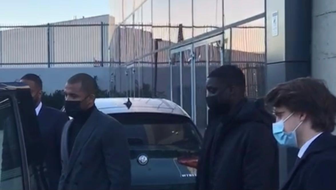 ErcYSENXcAc ZYo - OnzedAfrik