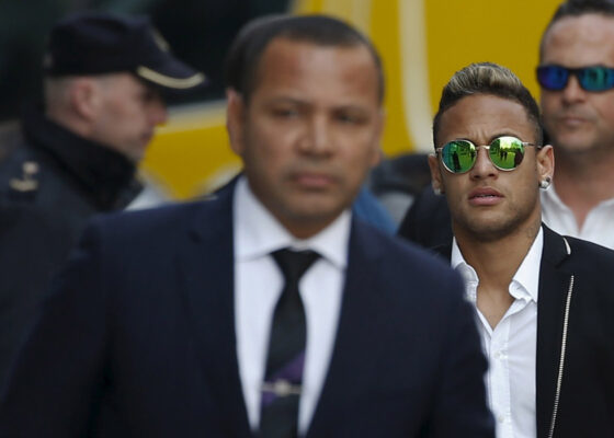 Neymar et son pere petits secrets de famille - Onze d'Afrik