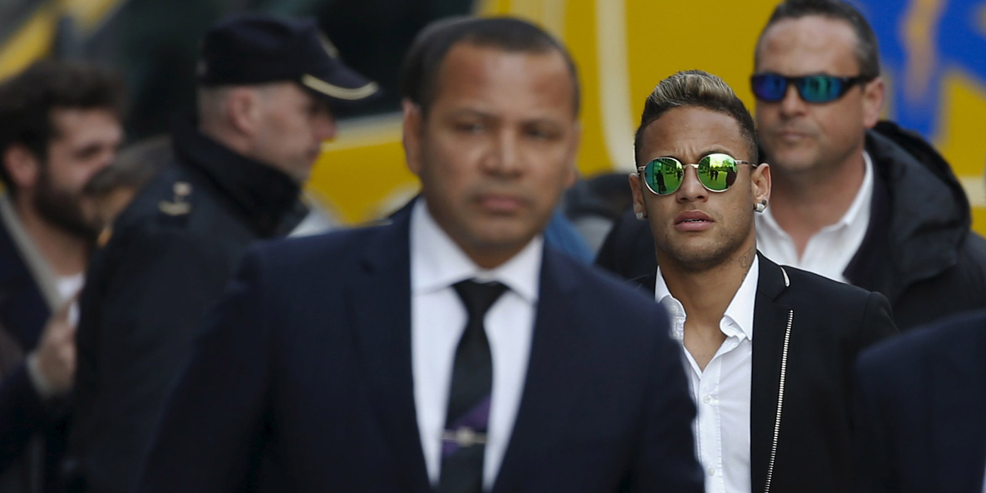 Neymar et son pere petits secrets de famille - OnzedAfrik