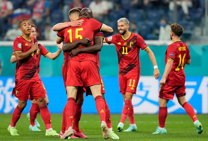 E3tLm07XIAg1iVu - OnzedAfrik