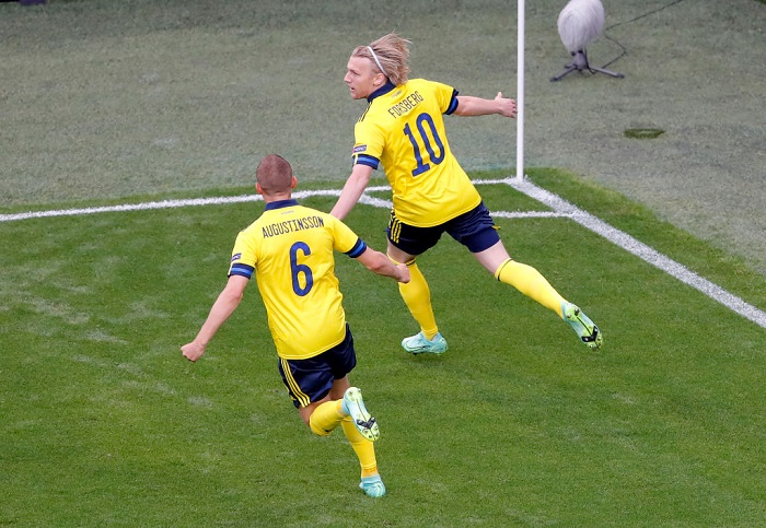 E4lE78BXwAYm0HF - OnzedAfrik