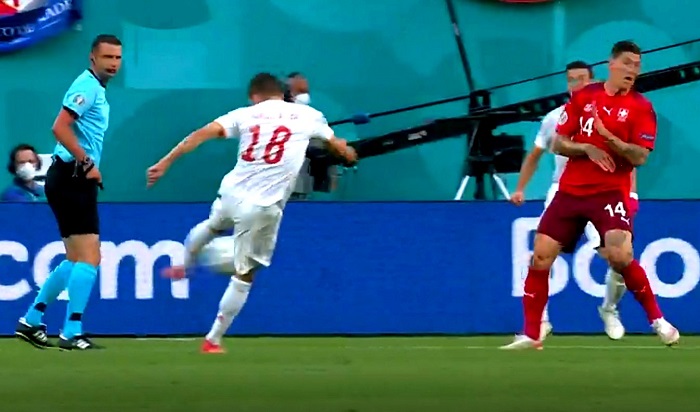 E5TcVFqXMAQ2EYD - OnzedAfrik