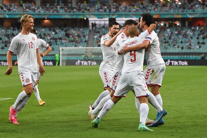 E5YuzF2WQAAg19H - OnzedAfrik