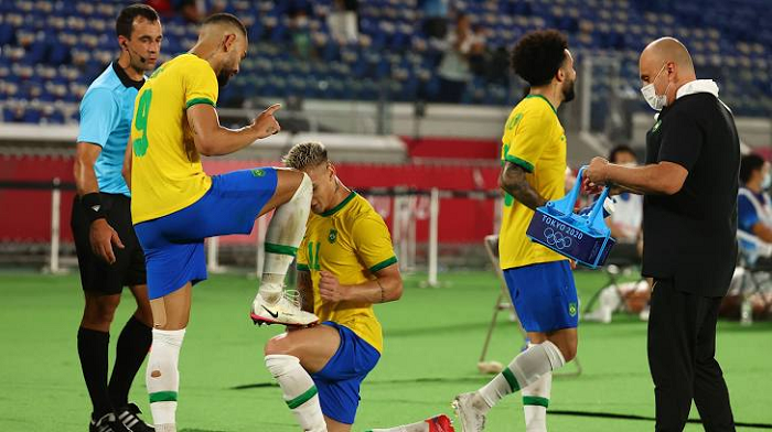 E8MC0vlVcAAoB5S - OnzedAfrik