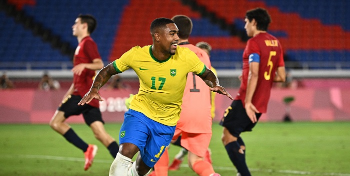 E8MWpQIXsAAbuQI - OnzedAfrik