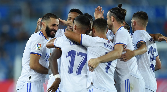 E8yGS3FXsAQ31X - OnzedAfrik