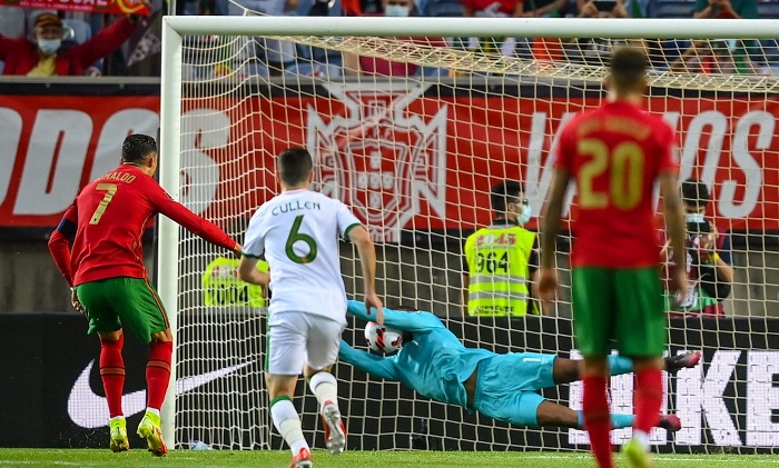 E OPUMLWYAEUg7j - OnzedAfrik