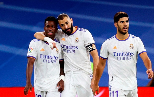 E 679uFVIAEc6tO - OnzedAfrik