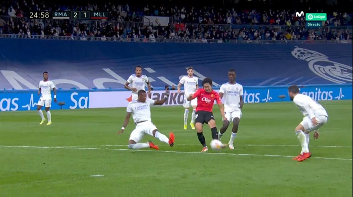 E 6pgaQUUAUwrlp - OnzedAfrik