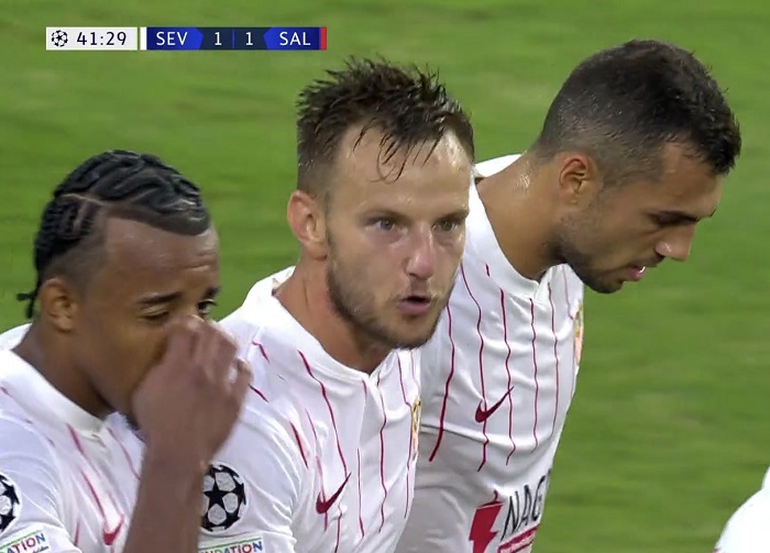 E Q0AqHVgAAzeCP - OnzedAfrik