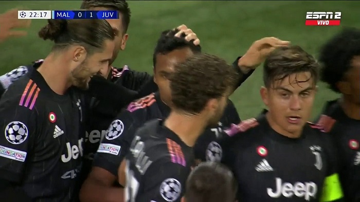 E ROCIQXoAUl9L1 - OnzedAfrik