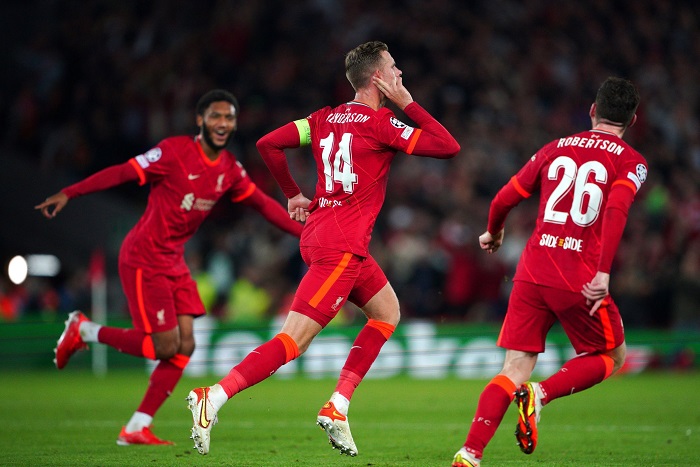 E Wm4PhWEAcU784 - OnzedAfrik