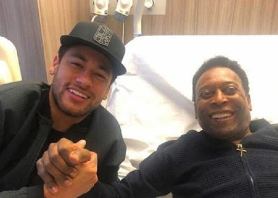 Neymar avec le Roi Pele - Onze d'Afrik