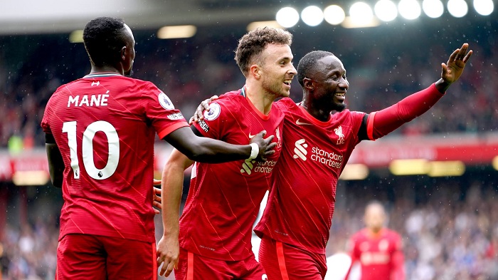 Sadio Mane Diogo Jota et Naby Keita lors de Liverpool Burnley 1088110 - OnzedAfrik