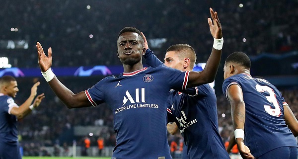 1200 l psg manchester city la frappe d idrissa gueye flashe 100km h - OnzedAfrik