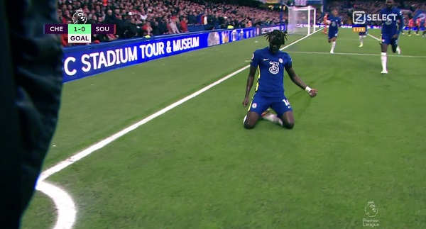 FAsyZRKWQAopeTV - OnzedAfrik