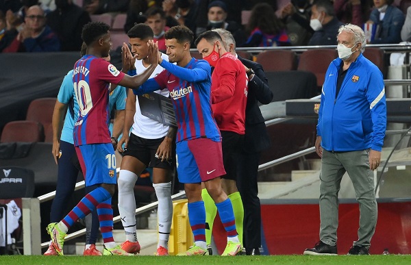 FB7YjtwWEAEtFf3 - OnzedAfrik