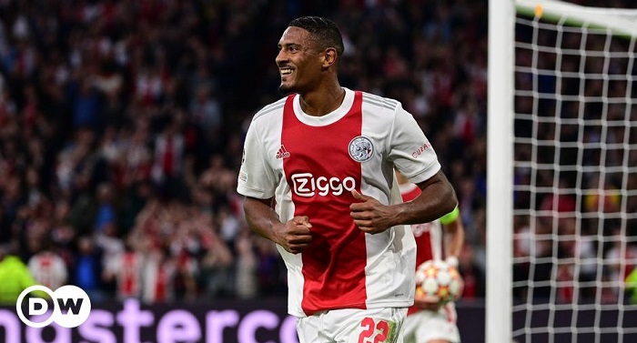 Sebastien Haller Ajax Amsterdam - OnzedAfrik