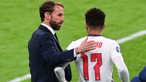 jadon sancho gareth southgate england euro 2020 149ef29lwge291s217mz6wy5rl - OnzedAfrik