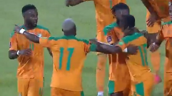 FEGK QFXIAYGC2j - OnzedAfrik