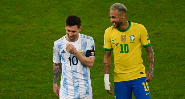 Lionel Messi et Neymar apres la finale de la Copa America Bresil Argentine 1066030 - OnzedAfrik