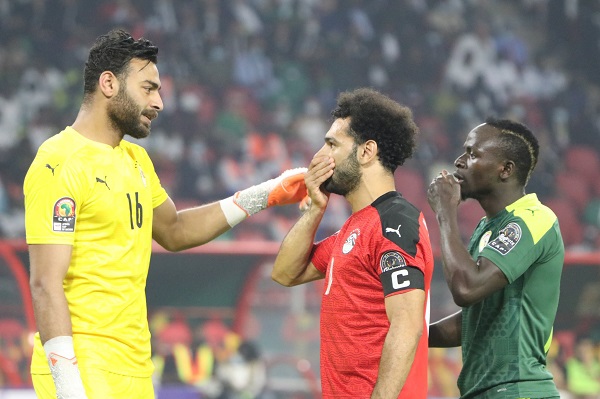 FK75DteWQAg yvE - OnzedAfrik