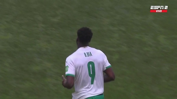 FPCGHTOXoAsh31U - OnzedAfrik