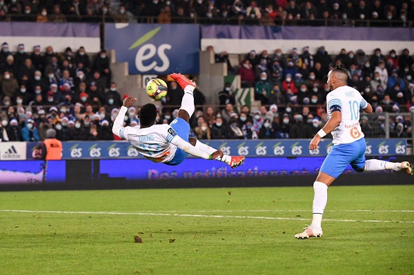 FS1Cr8fWYAIEMYr - OnzedAfrik