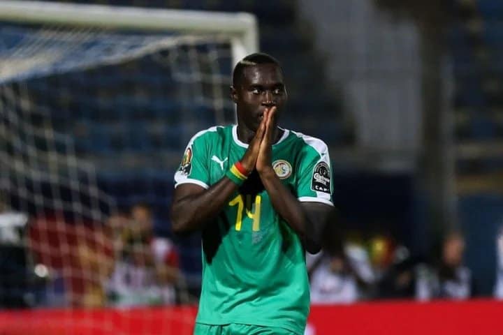 ezgif.com gif maker 80 - OnzedAfrik