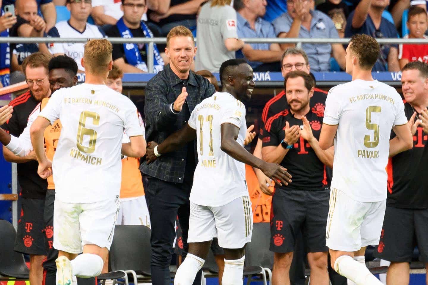 Fatj0NwXgAI135F - OnzedAfrik