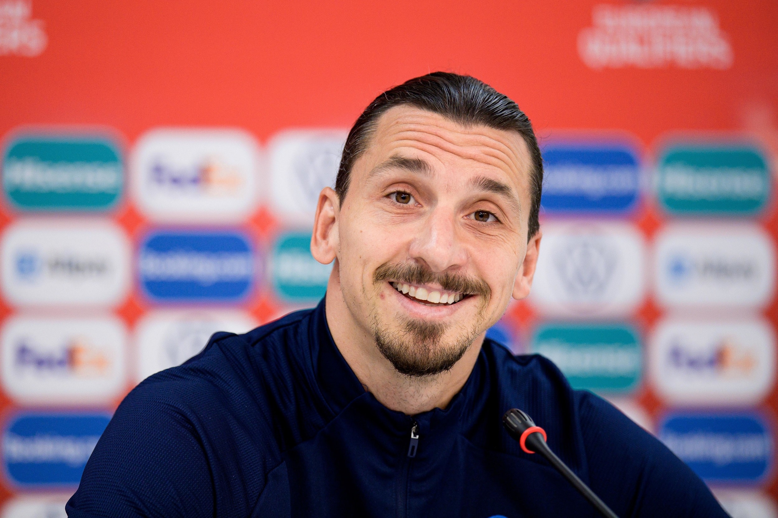 football psg zlatan ibrahimovic directeur sportif 61a8f961a0b92 - OnzedAfrik