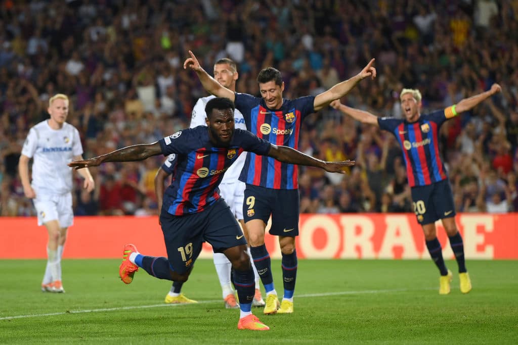 FcE1xkjXkAYn 8g - OnzedAfrik