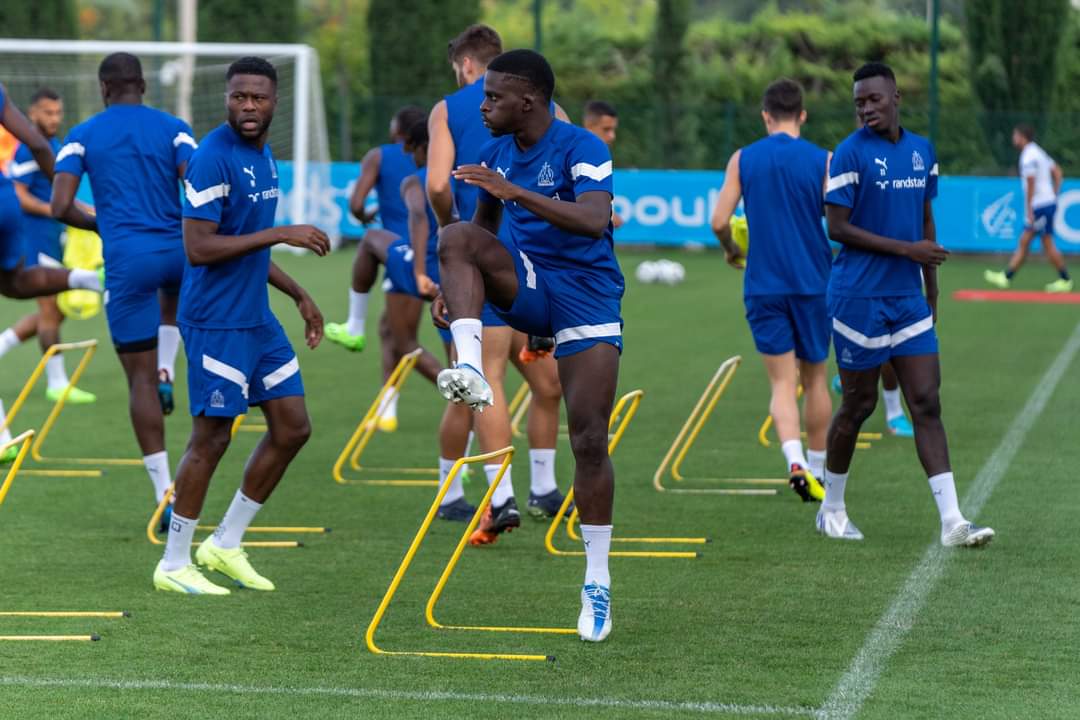 OM : Bamba Dieng a repris l'entrainement collectif (Images) 17 FcOv7UBXEAI8dHf - OnzedAfrik