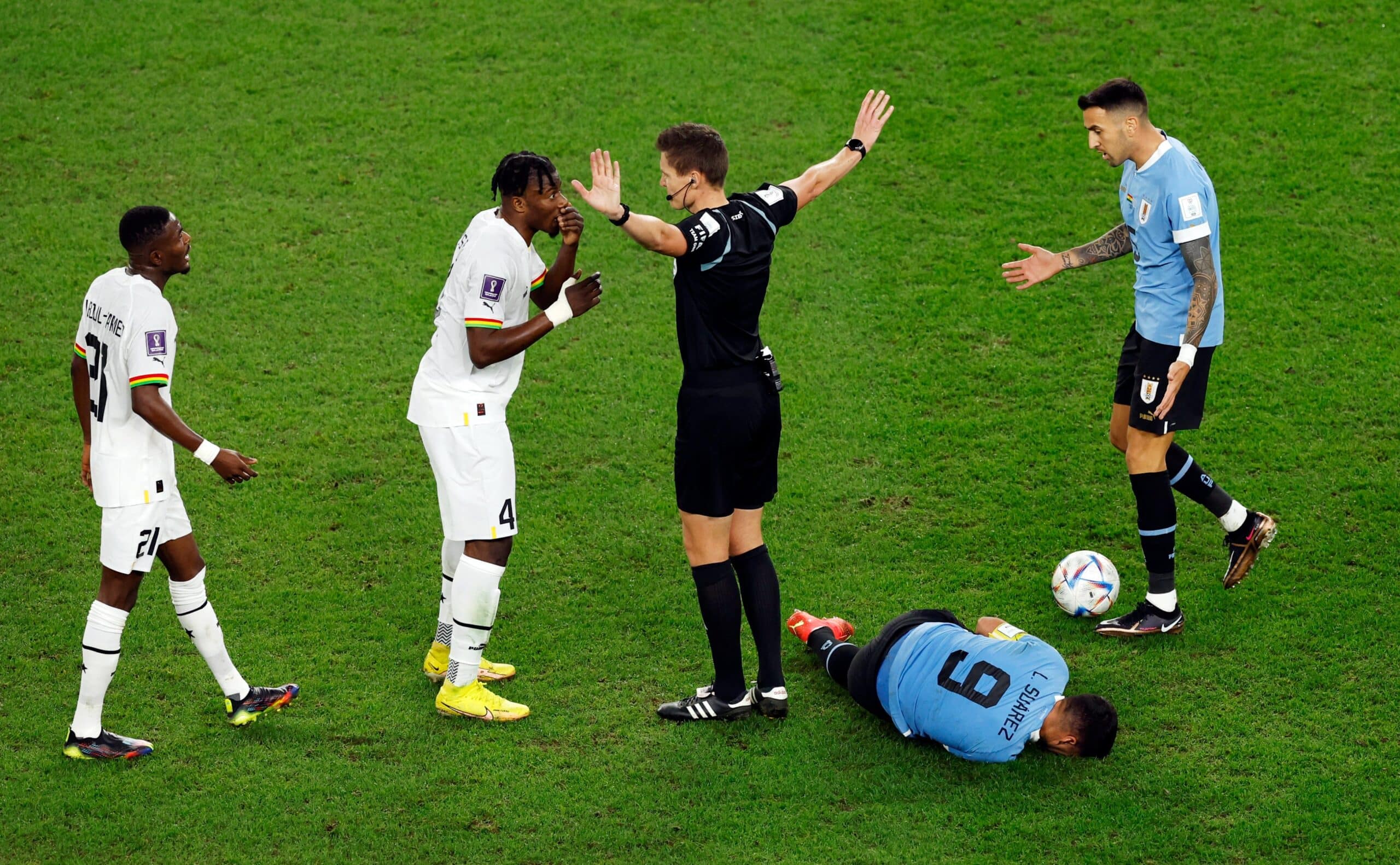 Fi VWeWAAYNiE3 scaled - OnzedAfrik