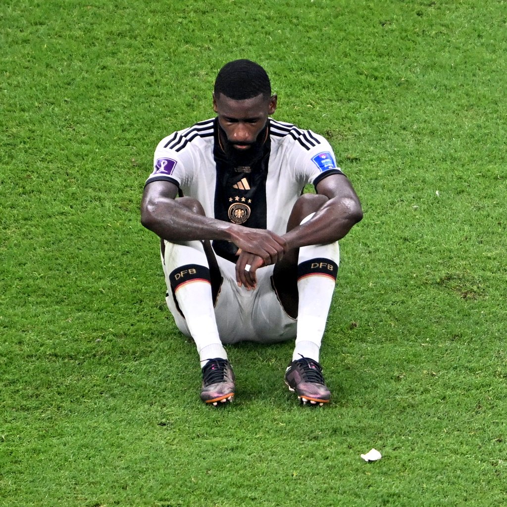 Fi9nC4lWIAslOab - OnzedAfrik