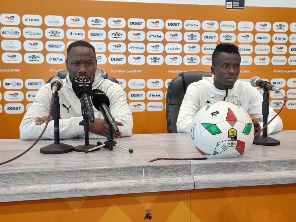 ezgif.com gif maker 2023 01 15T133440.642 - OnzedAfrik