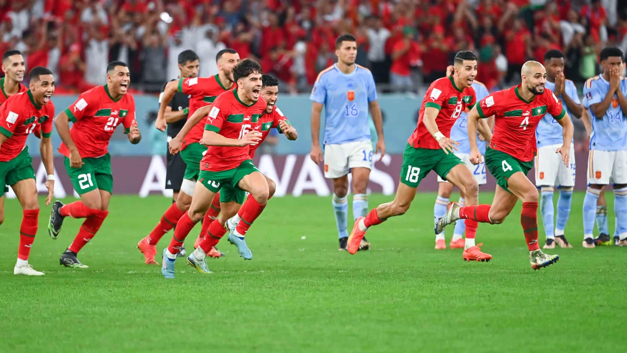 La joie des Marocains apres leur qualification aux depens de l Espagne en 8es de finale de la Coupe du monde 1556618 - Onze d'Afrik