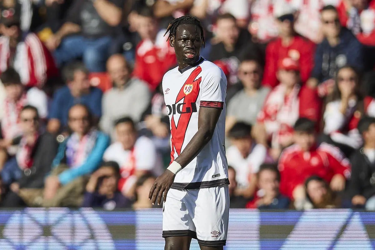 l ol fonce sur pathe ciss icon 071 rayrso20230121 183 356479 - OnzedAfrik