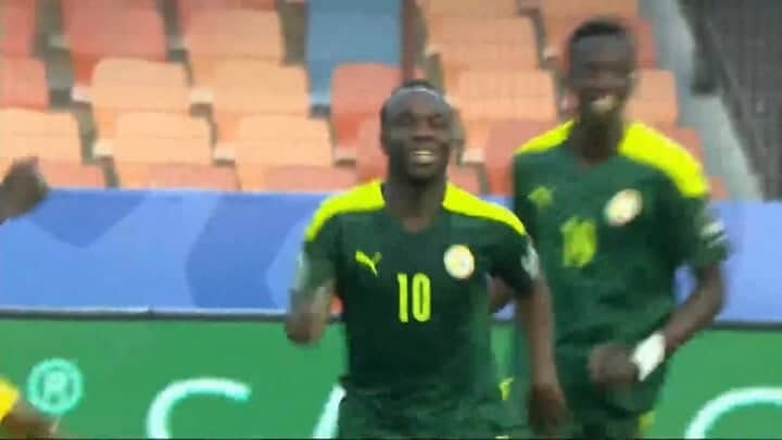 FqOWzl aUAAJH6E - OnzedAfrik