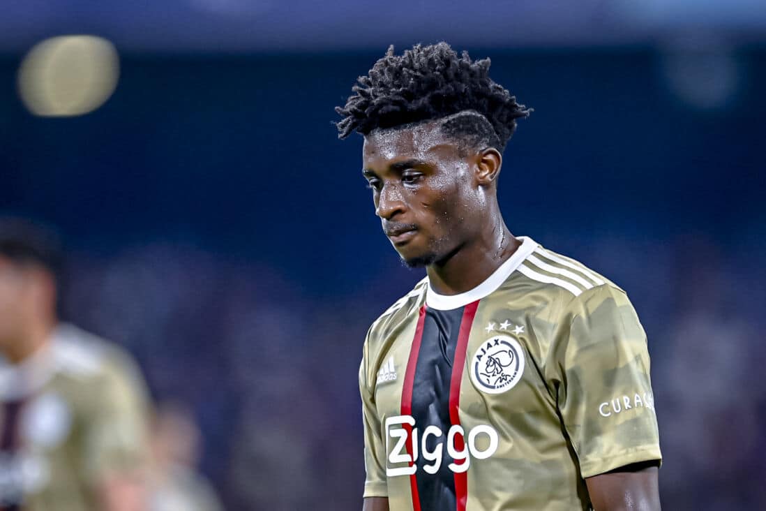 Copyright ProShots 18778664 - OnzedAfrik