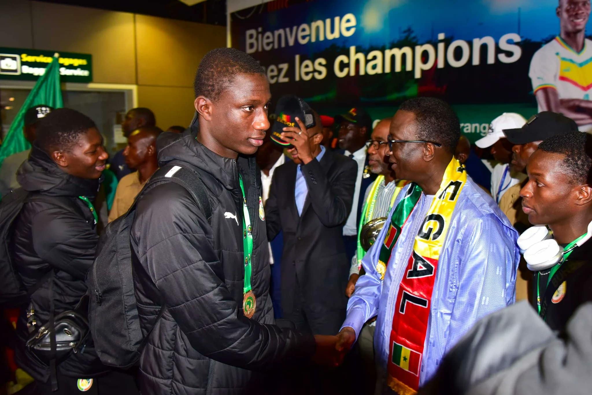 Fwp5aBVXoAATcGc - OnzedAfrik