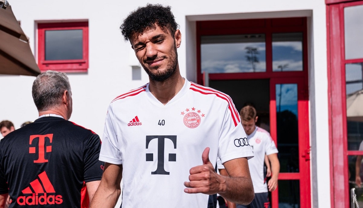 mazraoui bayern - OnzedAfrik