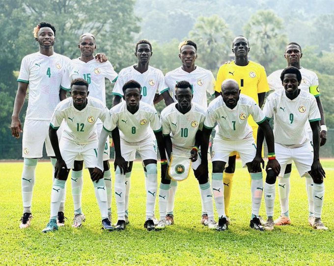 F7XMy8GXMAA9rKY - OnzedAfrik