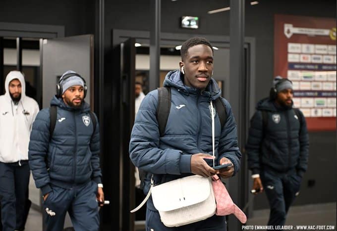 GB5wdGuXIAAtqaD - OnzedAfrik