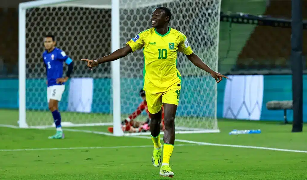 « Shaqiri m'a dit que je joue comme Sadio Mané » : l'héritier de la star sénégalaise se dévoile 11 Omari Glasgow, l'héritier de Sadio Mané