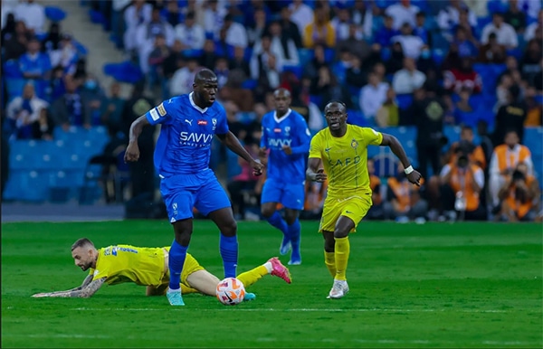 Le patron de Chelsea révèle : « Avant de partir, Koulibaly m'a dit ... » 11 Kalidou Koulibaly en action