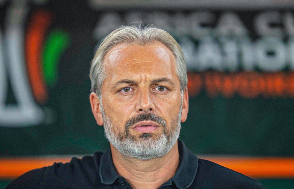 Sébastien Desabre : « Être en première ligne implique d'accepter certaines pressions » 14 Sebastien Desabre