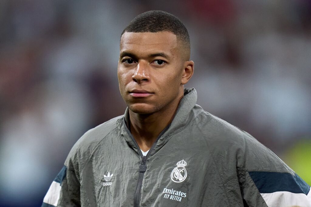 Neymar 3e, Salah 8e, Mané ... : le nouveau classement des footballeurs les mieux payés en 2024 (Forbes) 42 Kylian Mbappé selon Forbes